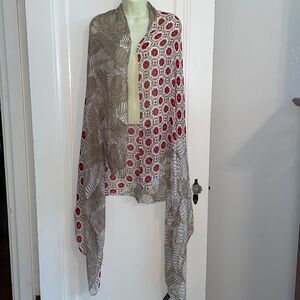 Vivante by VSA cream & tan tropical leaves with red flowers large scarf/wrap
